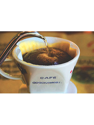 土曜の午後は、おいしい珈琲講座～ブレンドと淹れ方～