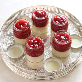 Mrs.BERRYのコンフィチュール　いちごミルク２層のコンフィチュール