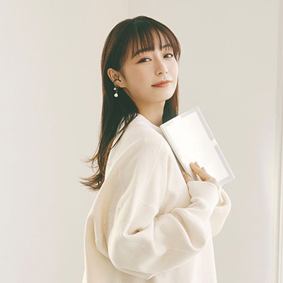 宇垣美里と巡る、私をつくった本の世界