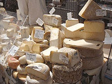 世界の伝統チーズを巡る旅