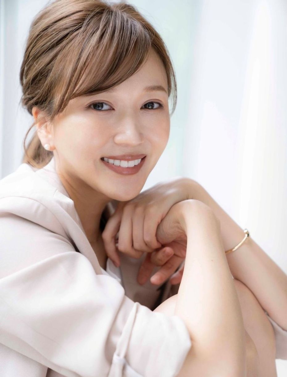 NADEAの“多幸感”をまとう大人メイクレッスン 7/26