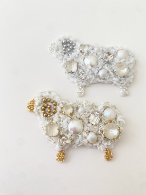 【12/12ひつじ】〜冬を彩るクリスタルブローチ〜Sconyのビーズ刺繍レッスン