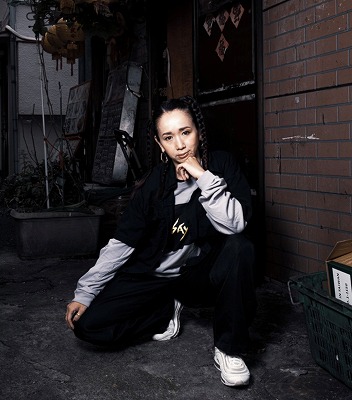 �y�P�����g���C�A���z��l�̂��߂�K-POP�_���X