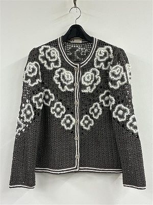 失敗しないおしゃれなニット