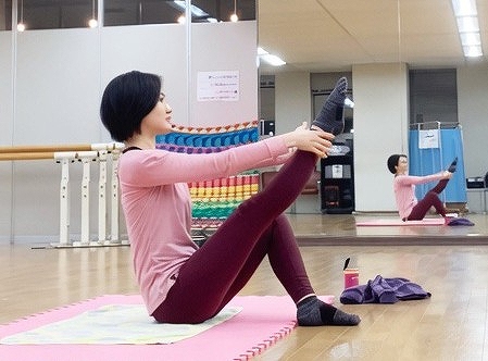 姿勢と呼吸を整える やさしいピラティス