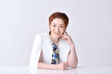 越乃リュウと楽しむTAKARAZUKA講座 【越乃リュウのダンスレッスン】