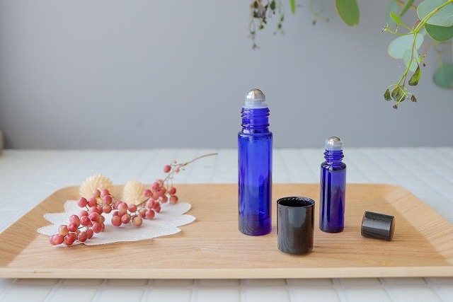 2/12 アロマで気分のスイッチON/OFF!自分を整える香りでロールオンアロマ