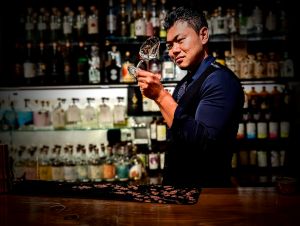 �w�Ȃ����A���E�̓N���t�g�W���ɔM������̂��H�@���X��������W���̐��E�x�@�R/�V