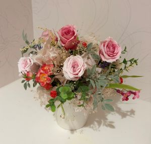 花と暮らそう・幸せのプリザーブドフラワー〜ピンクのテーブルフラワー〜 9/15