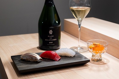 uCuvee J2 Hotel Osaka by ̒mVvٓcA[ƃXyV`