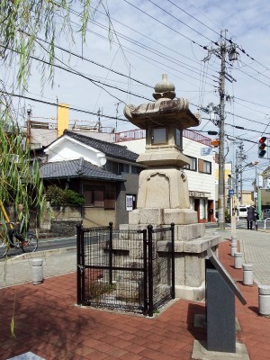 �X���E�H�[�L���O�`���ւƂÂ� �Â̓�������`