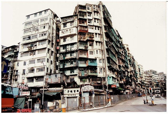 3/21 秘蔵写真で甦る九龍城砦〜写真家が語る消えゆく物への想い〜