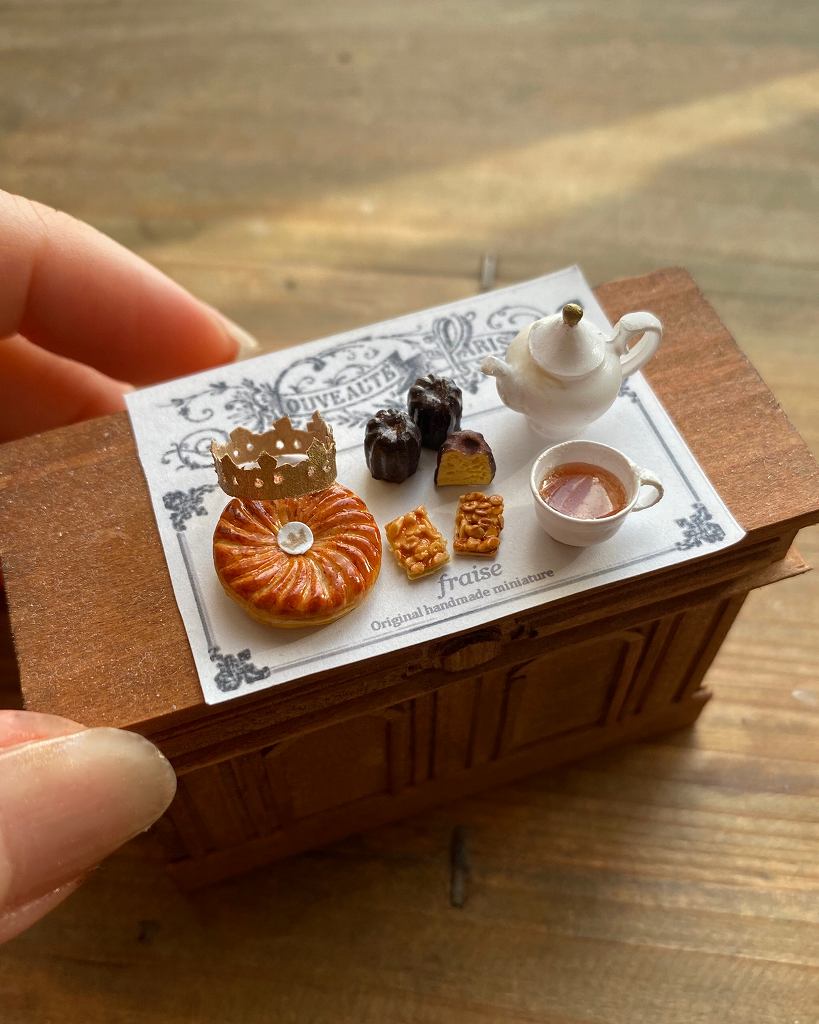 6/10 ミニチュア粘土の世界にはまる〜パリのお菓子作り〜