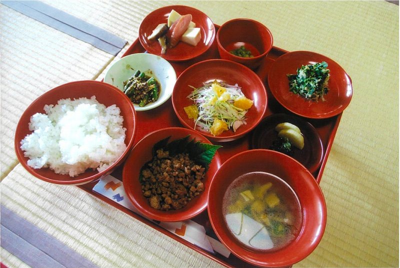 �Z�E����w�ԁ@���i��������