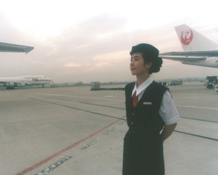 ANAエプロン キャビンアテンダントCA国際線 累計300万枚突破 公式